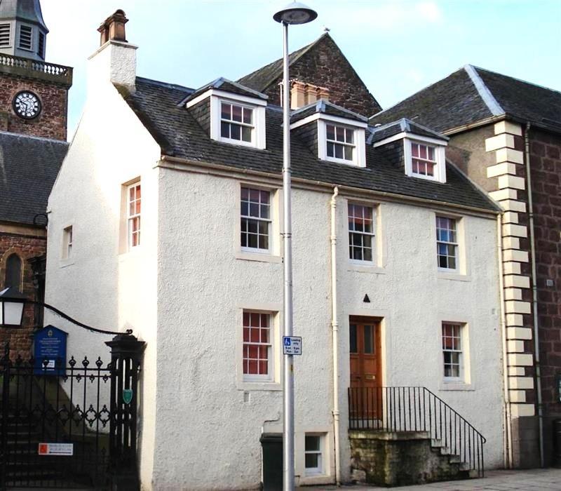 Jacobite'S Retreat, 17Th Century Cottage In The Heart Of Inverness Exterior foto